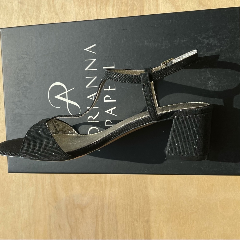 Adrianna Papell, New, Edie, T-Strap Sandal - Picture 5 of 7